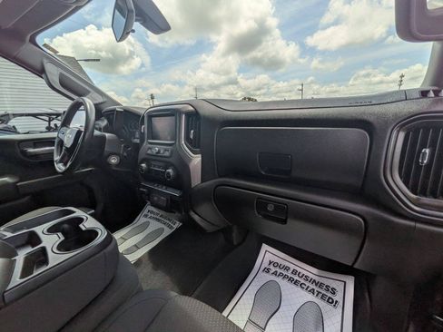 Used 2020 Chevrolet Silverado 1500 Custom w/ Custom Value Package AWD/4WD image 21