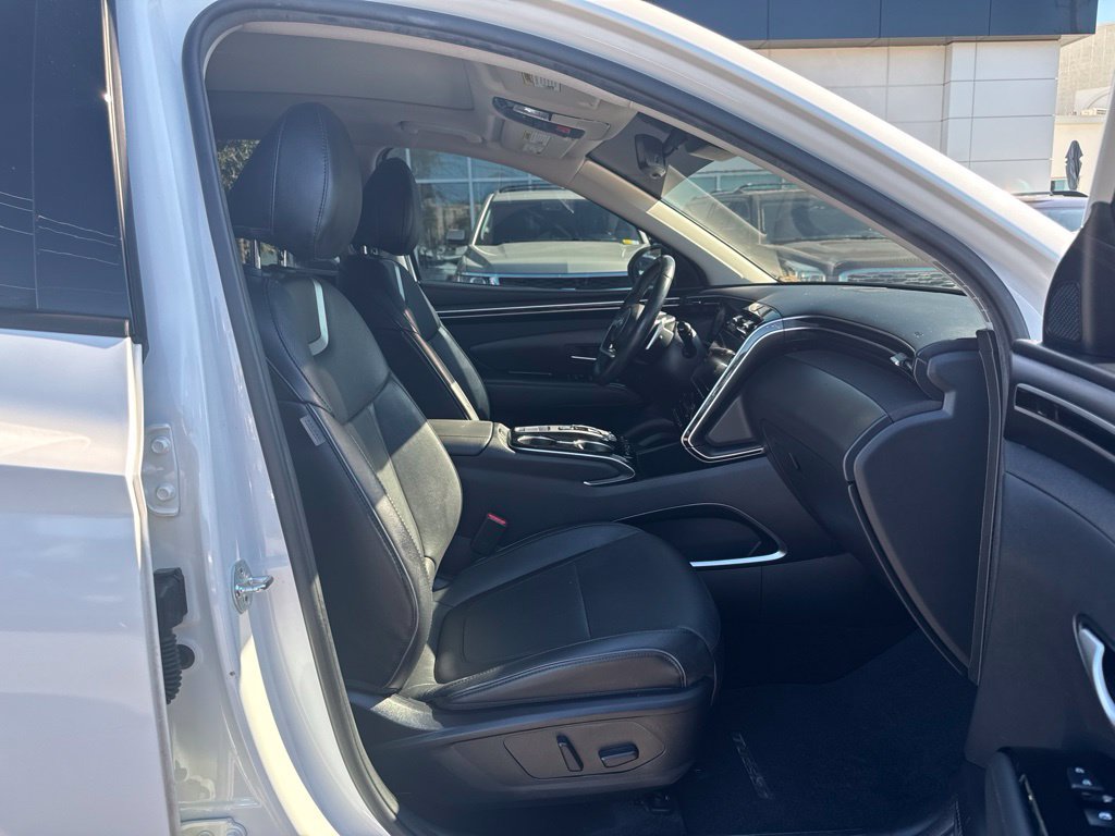 Used 2023 Hyundai Tucson Limited AWD/4WD image 18