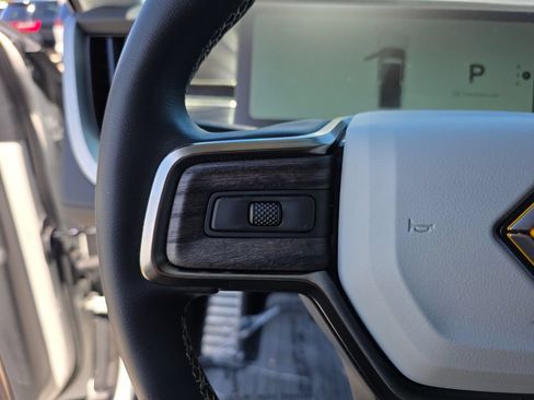 Used 2022 Rivian R1T Adventure AWD/4WD image 32