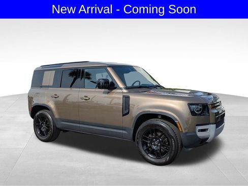 Used 2025 Land Rover Defender 110 S AWD/4WD image 1