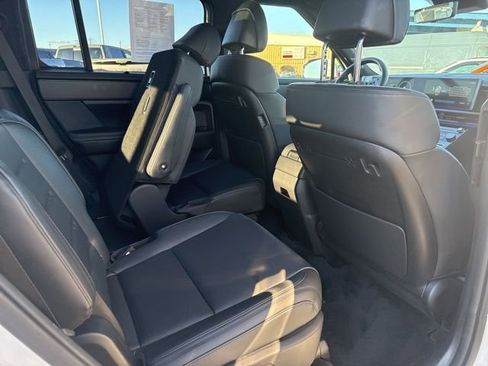 Used 2025 Hyundai Santa Fe Calligraphy image 14