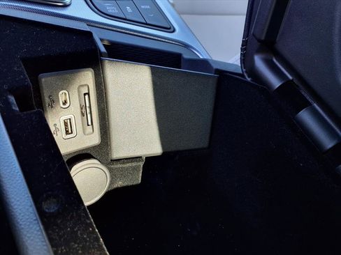 Used 2025 Cadillac CT4 Premium Luxury image 11