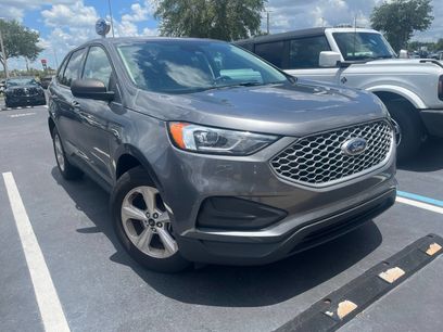 Used 2024 Ford Edge SE