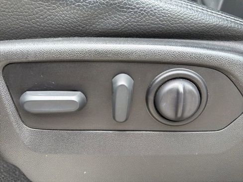 Used 2021 GMC Sierra 1500 Denali w/ Driver Alert Package II image 11