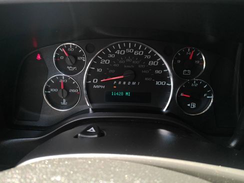 Certified 2025 Chevrolet Express 2500 w/ Driver Convenience Package RWD image 17