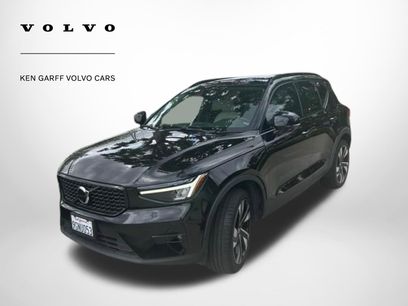 Used 2023 Volvo XC40 B5 Ultimate w/ Protection Package Premier