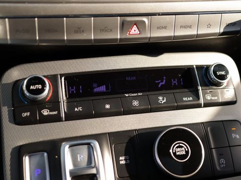 Used 2020 Hyundai Palisade SEL w/ Convenience Package image 17