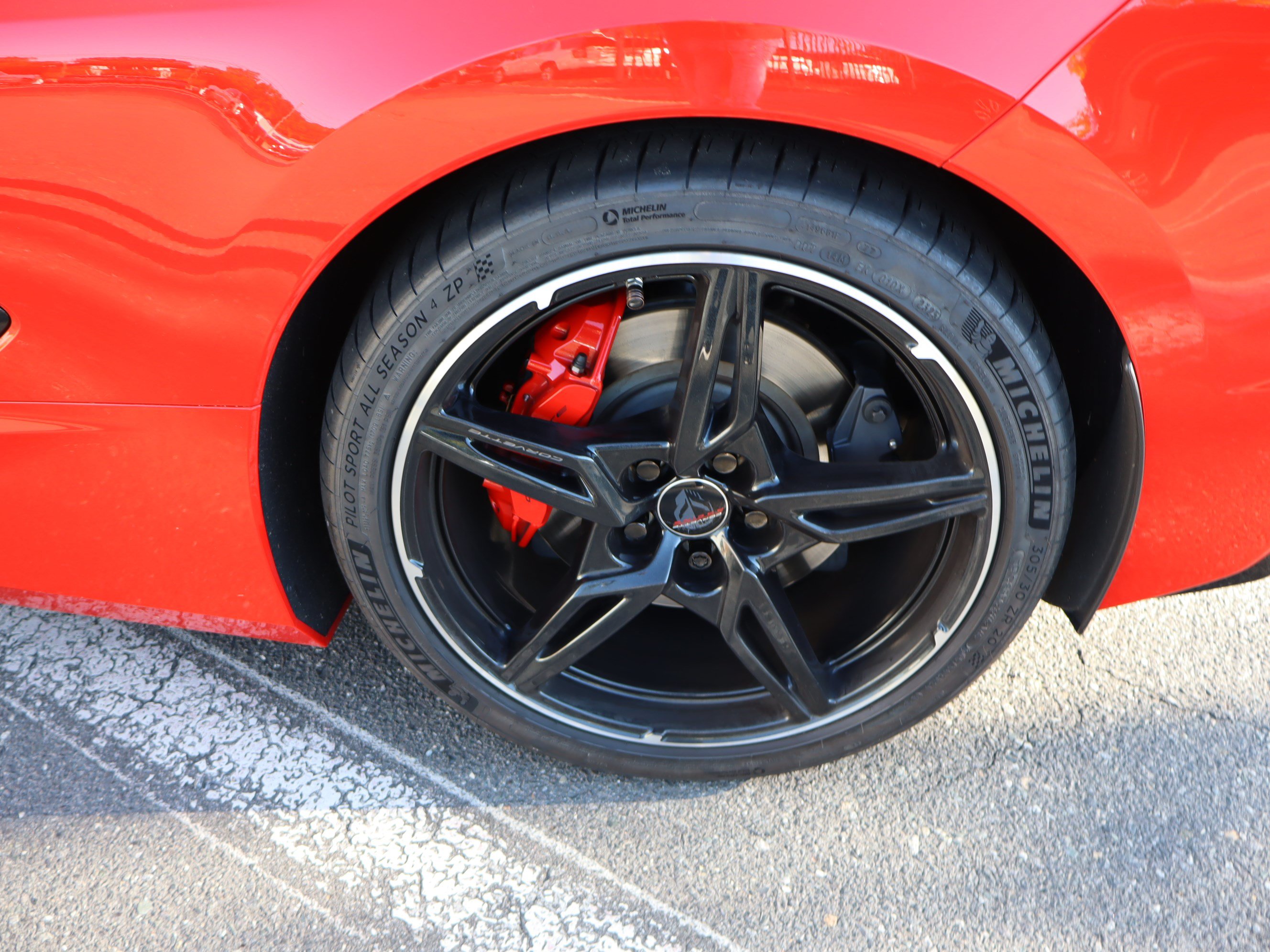 Used 2020 Chevrolet Corvette Stingray Preferred Cpe w/ 2LT Preferred Equipment Group RWD image 38