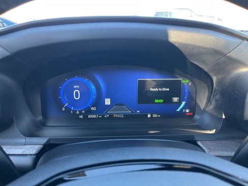 Used 2022 Ford Explorer Platinum w/ Technology Package image 18