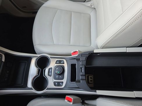 Used 2023 GMC Terrain Denali w/ Denali Premium Package image 30