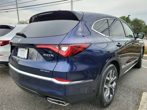 Certified 2023 Acura MDX SH-AWD w/ Technology Package image 5