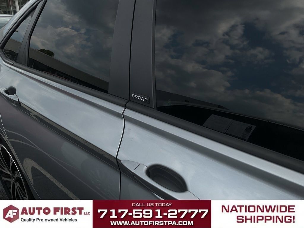 Used 2023 Volkswagen Jetta Sport FWD image 3