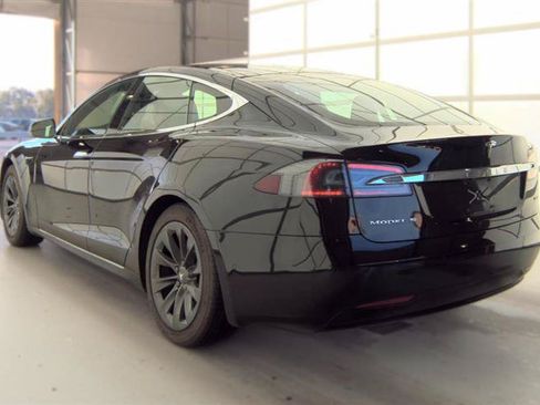 Used 2018 Tesla Model S 100D AWD/4WD image 9