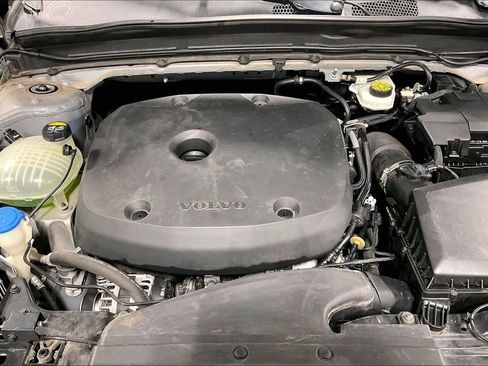 Used 2020 Volvo XC40 T5 Inscription w/ Protection Package Premier image 12