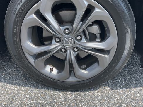 Used 2023 Honda Accord EX image 5