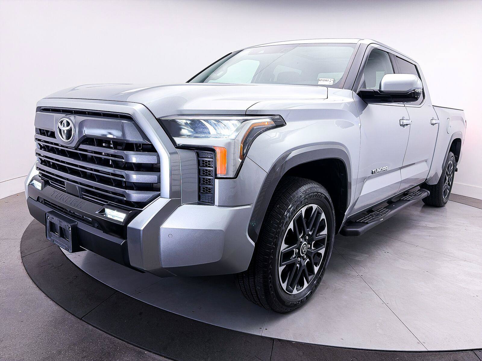 Used 2024 Toyota Tundra Limited w/ Power Package AWD/4WD image 13