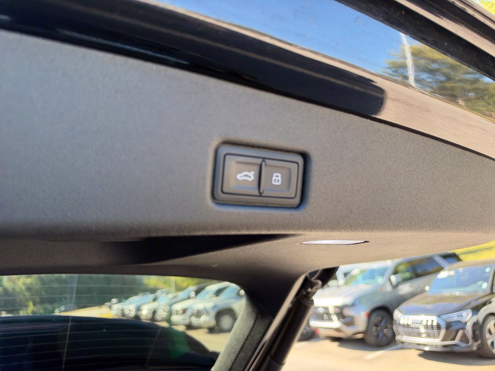 Used 2025 Audi Q5 Prestige AWD/4WD image 30