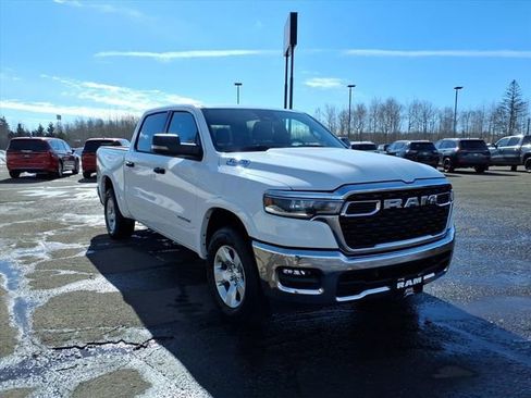 Used 2025 RAM 1500 Big Horn image 7
