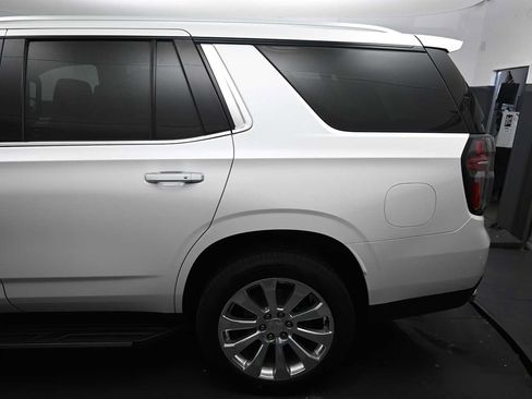 Used 2021 Chevrolet Tahoe Premier AWD/4WD image 14