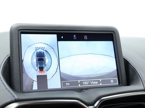 Used 2023 Aston Martin V8 Vantage Roadster RWD image 31