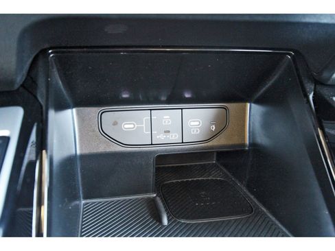 Used 2025 Kia Sorento SX FWD image 30