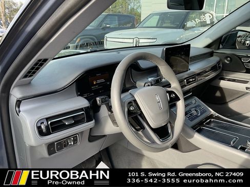 Used 2021 Lincoln Aviator Reserve w/ Elements Package Plus RWD image 8
