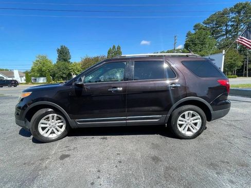 Used 2013 Ford Explorer XLT FWD image 5