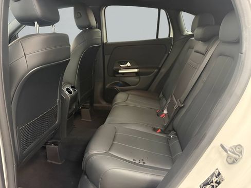 Used 2021 Mercedes-Benz GLA 250 image 15