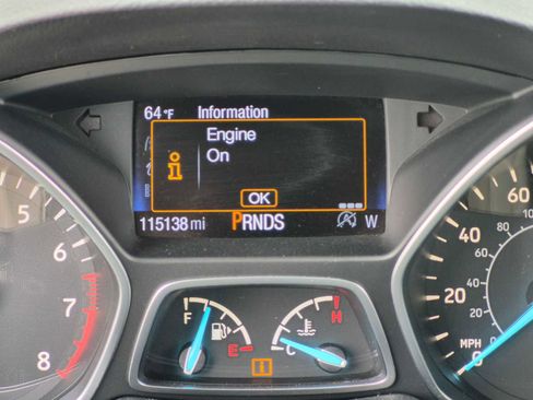 Used 2017 Ford Escape SE AWD/4WD image 29