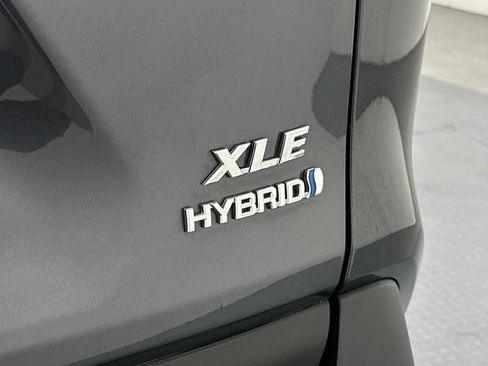 Certified 2023 Toyota RAV4 XLE w/ Convenience Package AWD/4WD image 19
