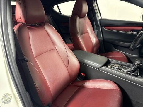 Used 2019 MAZDA MAZDA3 AWD Hatchback w/ Premium Pkg image 10