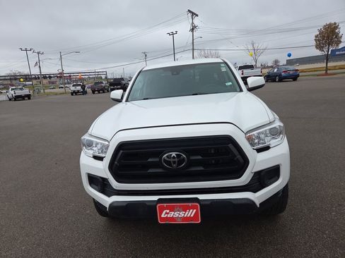 Used 2023 Toyota Tacoma SR image 18