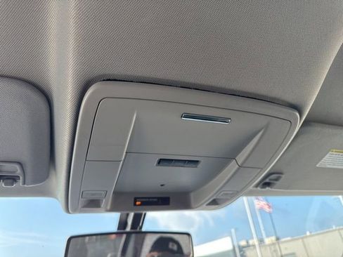 Used 2018 Chevrolet Silverado 1500 LT w/ Texas Edition image 23