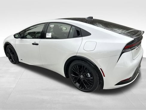 New 2026 Toyota Prius AWD image 3