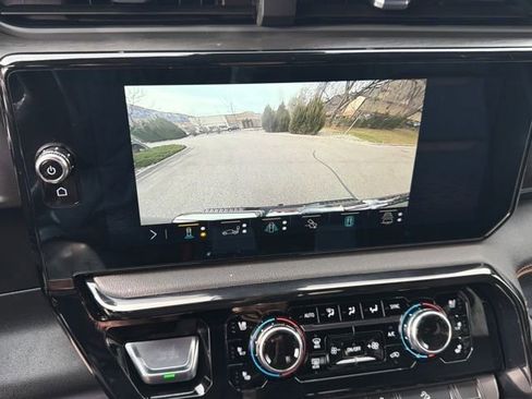 Used 2023 GMC Sierra 1500 AT4 w/ Technology Package image 23