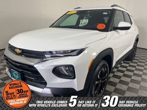 Used 2021 Chevrolet TrailBlazer LT w/ Convenience Package image 12