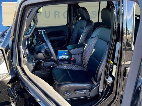 Used 2021 Jeep Gladiator Overland image 21