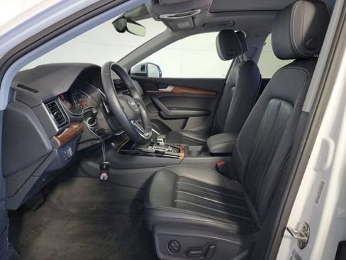 Used 2023 Audi Q5 2.0T Premium w/ Convenience Package AWD/4WD image 6