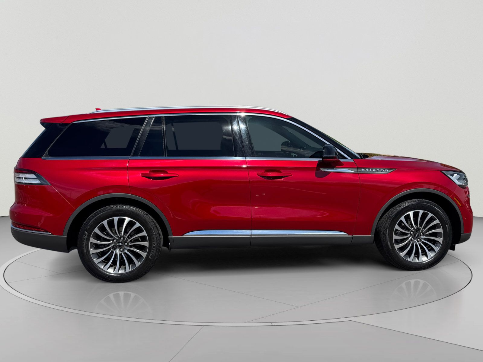 Used 2020 Lincoln Aviator Reserve w/ Equipment Group 201A AWD/4WD image 6