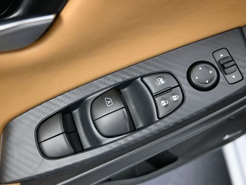 New 2025 Nissan Sentra SV w/ SV Premium Package image 12