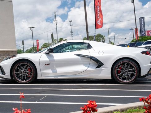 Used 2023 Chevrolet Corvette Stingray Premium Conv w/ Z51 Performance Package RWD image 24