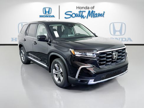 Certified 2025 Honda Pilot EX-L image 1