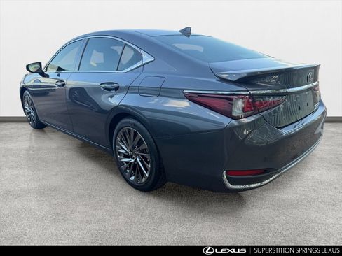 Used 2024 Lexus ES 300h w/ Accessory Package (Z1) FWD image 4