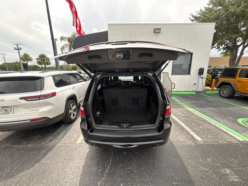 Used 2023 Dodge Durango GT RWD image 29