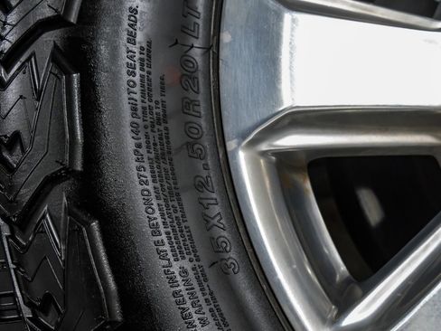 Used 2017 Ford F250 Platinum w/ FX4 Off-Road Package image 58