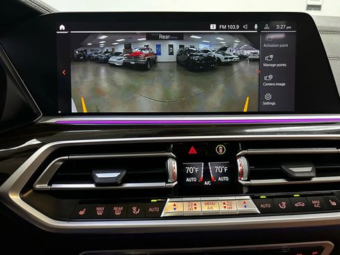 Used 2019 BMW X7 xDrive40i w/ Parking Assistance Package AWD/4WD image 19
