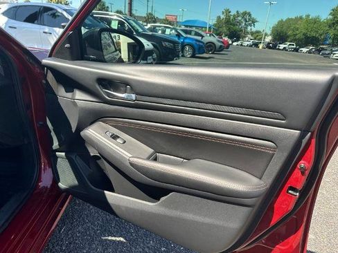 Used 2022 Nissan Altima 2.5 SR FWD image 24