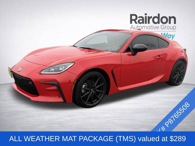 Used 2023 Toyota GR86 Premium w/ ALL Weather Mat Package (TMS) RWD image 3