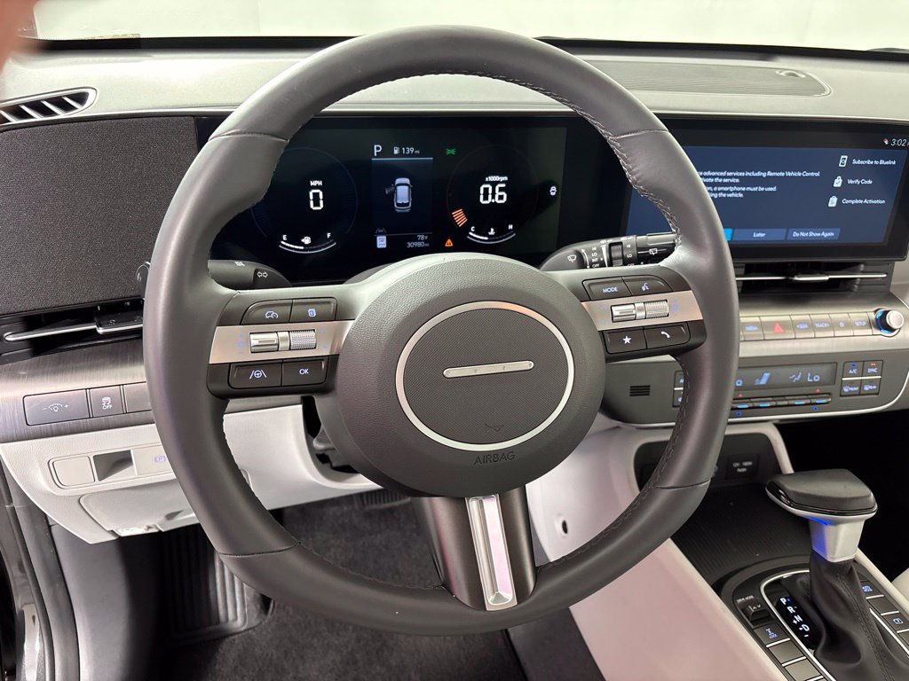 Used 2024 Hyundai Kona SEL AWD/4WD image 28