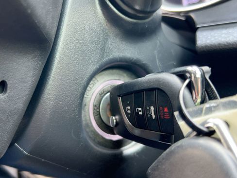 Used 2023 Toyota Camry LE image 27